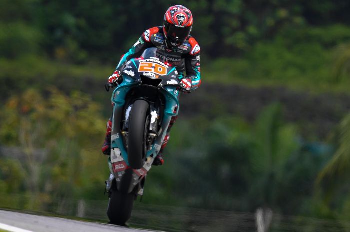 Fabio Quartararo pole position usai catatkan rekor lap tercepat, sementara Marc Marquez crash parah, berikut hasil kualifikasi MotoGP Malaysia