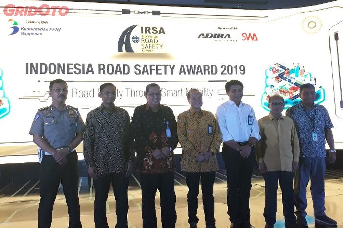 Penanugrahan Indonesia Road Safety Award (IRSA) 2019