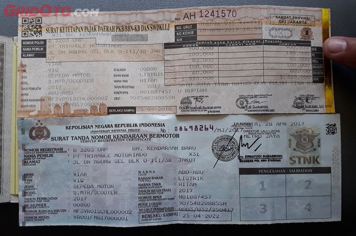 Ilustrasi pajak motor atau STNK