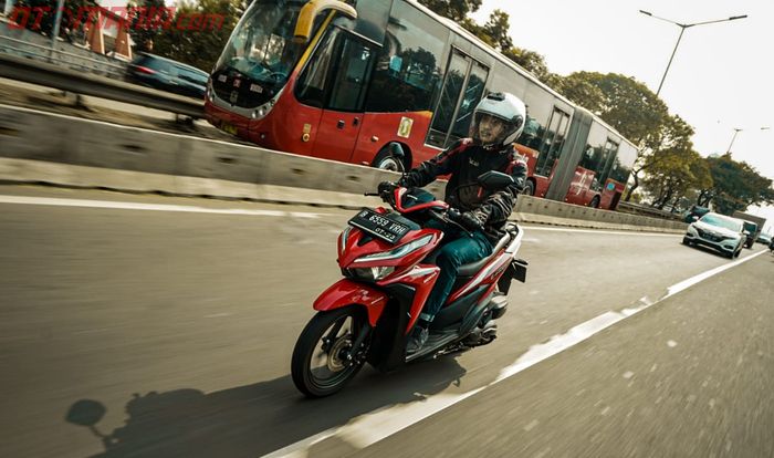 Honda Vario 125 eSP juga pakai lampu bego