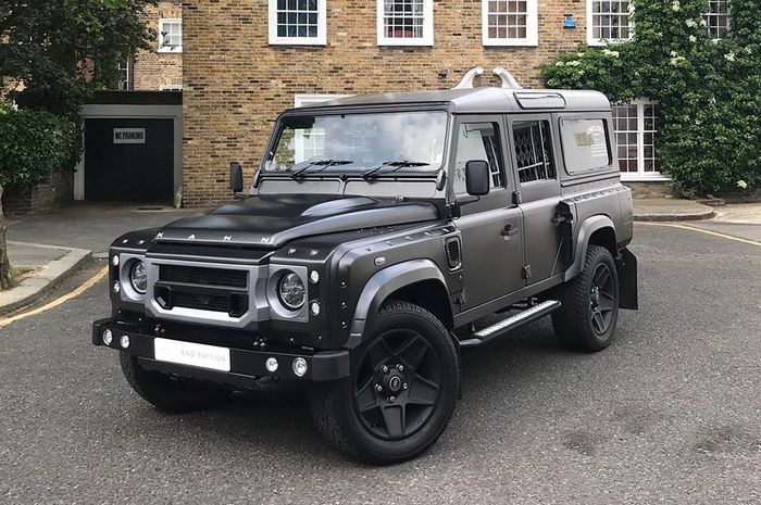 Modifikasi Land Rover Defender hasil karya Kahn Design