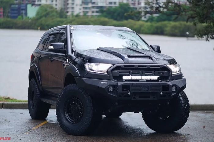 Modifikasi Ford Everest tampil gagah hasil garapan AutoCraze, Australia