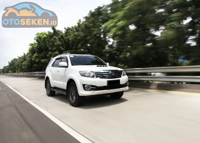 Kayak Ada Suara Besi Beradu Ini Penyebab Mesin Toyota Fortuner 2kd Berisik Gridoto Com
