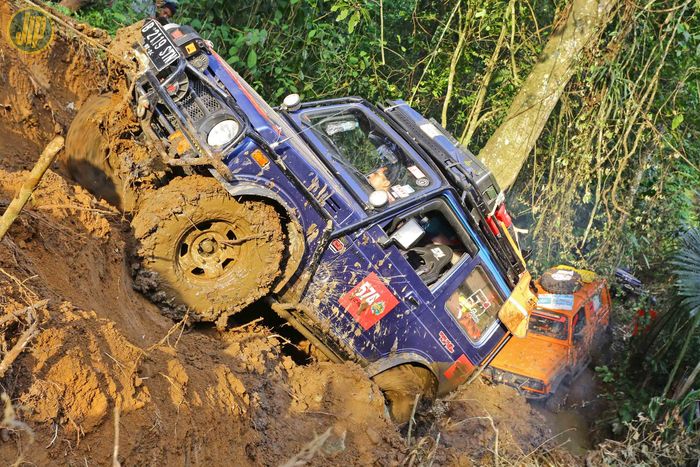 jimny off-road