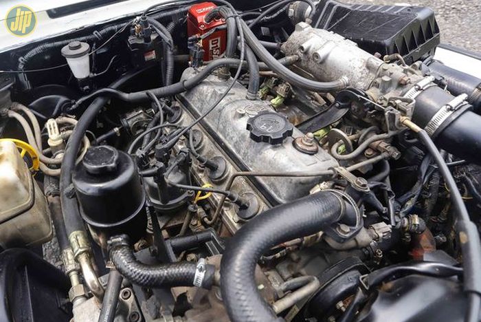 Mesin F8A bawaan Jimny Jangkrik ditukar dengan mesin Toyota 7K-E copotan Toyota Kijang EFI