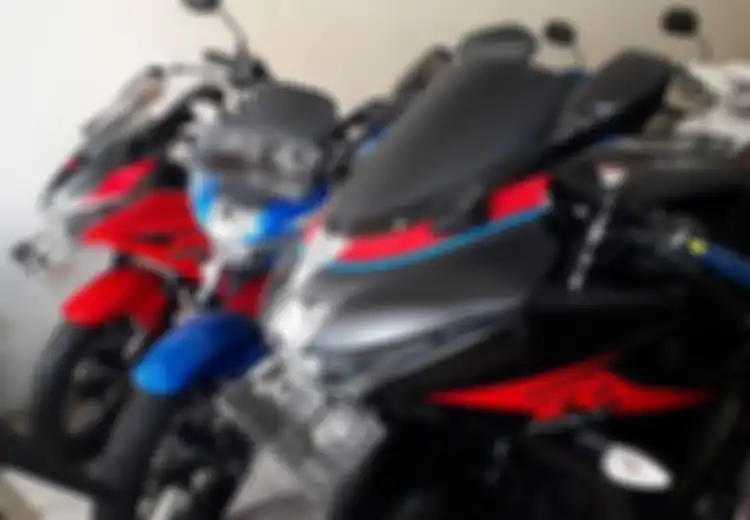 Motor Sport Murah, Harga Suzuki GSX R150 2017 Bekas Cuma Segini