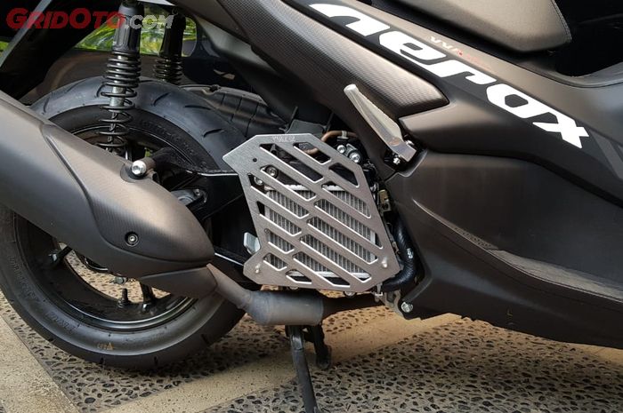 Ilustrasi radiator motor bekas