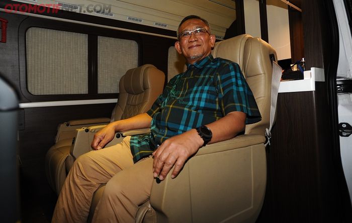 Modifikasi Mercedes-Benz Sprinter A2 Highroof 2016, Puspo Wardoyo Wong Solo