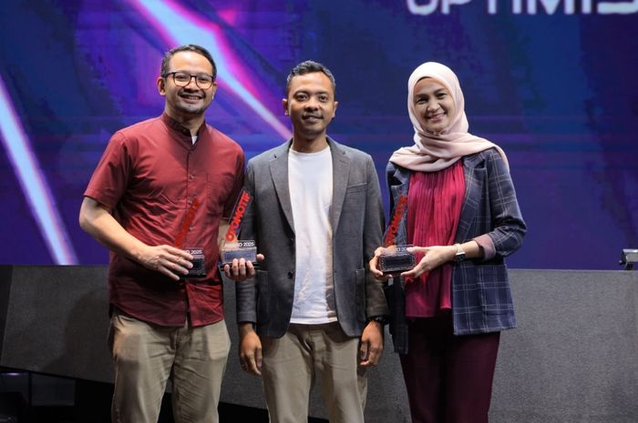 Toyota menang 8 penghargaan di ajang OTOMOTIF Award 2025