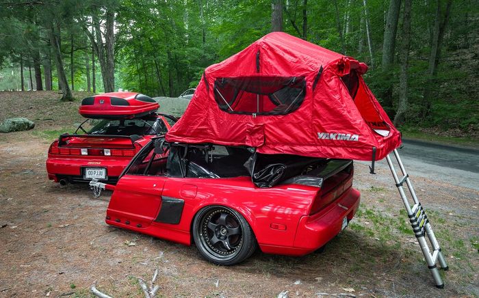 Modifikasi Honda NSX dengan trailer NSX beratap tenda 