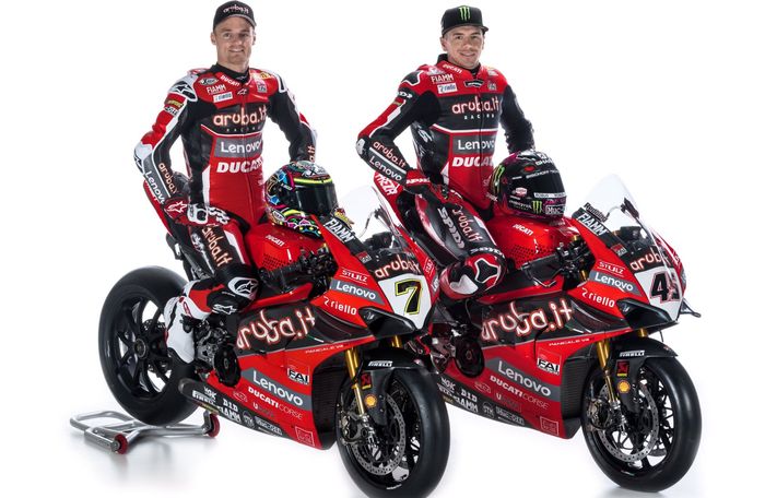 Pembalap tim Ducati WorldSBK 2020, Chaz Davies dan Scott Redding dibekali Ducati Panigale V4 R