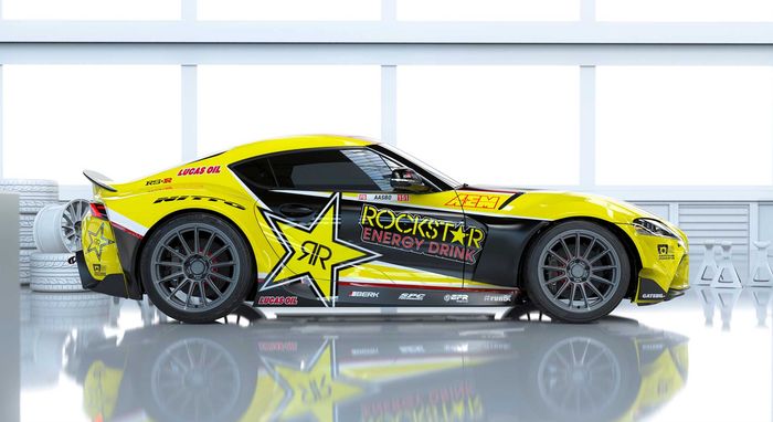 Livery Rockstar Energy khas Papadakis menempel apik pada body kit gambot