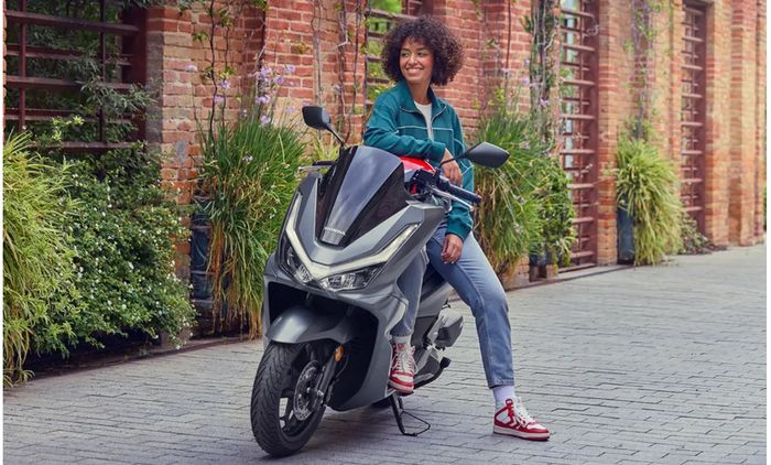 Desain headlamp baru, lebih simpel dan tegas