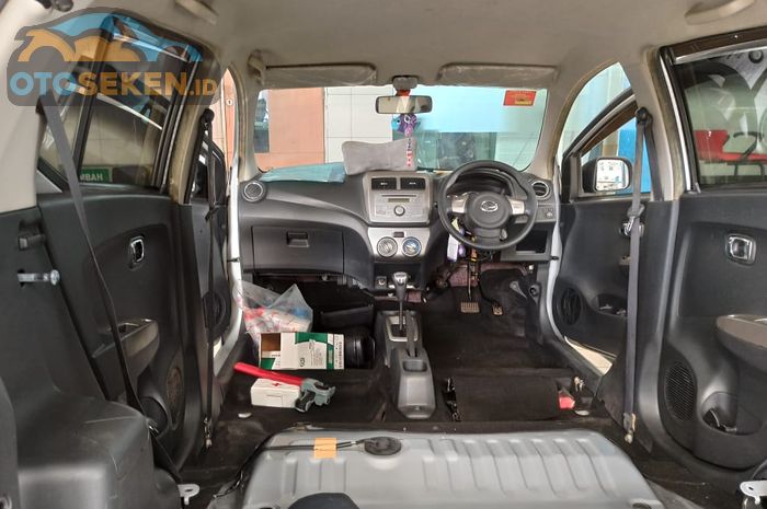 Ciri-ciri mobil bekas banjir.