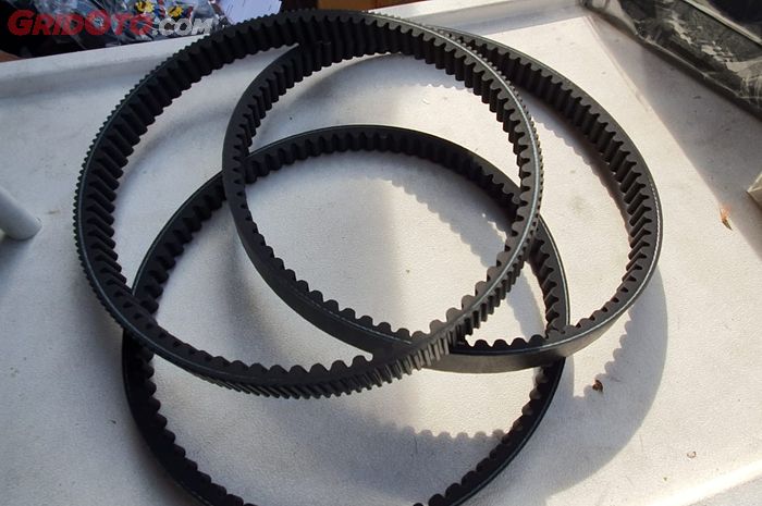 Tips Servis CVT Motor Matic, Ini 3 Jenis Bahan V-Belt CVT yang Ada Saat Ini