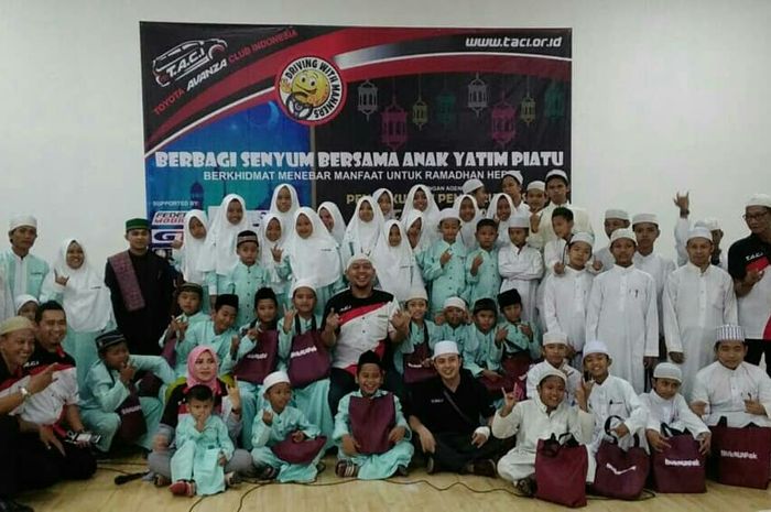 Event TACI Berbagai Senyum Bersama Anak Yatim Piatu