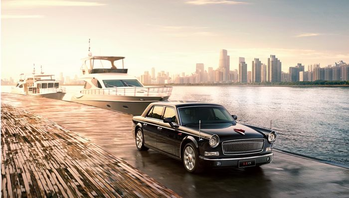 Hongqi L5 merupakan sebuah limousine mewah