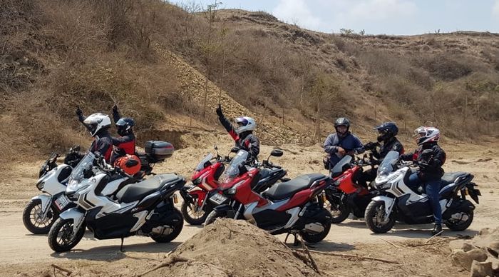 Rombongan sambangi Mandalika dengan Honda ADV150