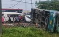 Bukan Tontonan dan Hiburan , Ini Bahaya Tren Bus Oleng di Jalan Raya
