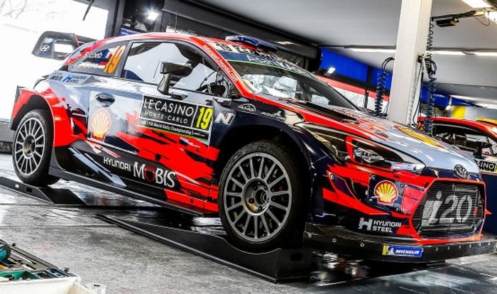 Hyundai i20 Coupe WRC andalan Sebastien Loeb