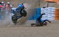 Cedera Bahu Usai Crash Saat Kualifikasi, Alex Rins Kemungkinan Absen di MotoGP Spanyol