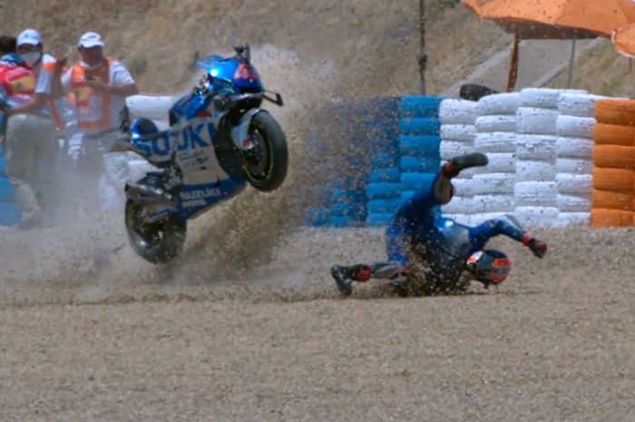 Alami cedera usai crash saat kualifikasi, Alex Rins kemungkinan bakal absen di balapan MotoGP Spanyol