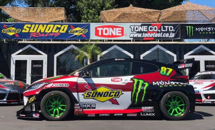 Bodi sudah dijejali wide body kit Pandem Rocket Bunny