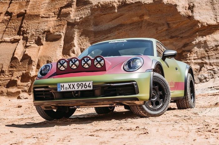 Modifikasi Porsche 911 tangguh ala Rally Dakar garapan Delta4x4, Jerman