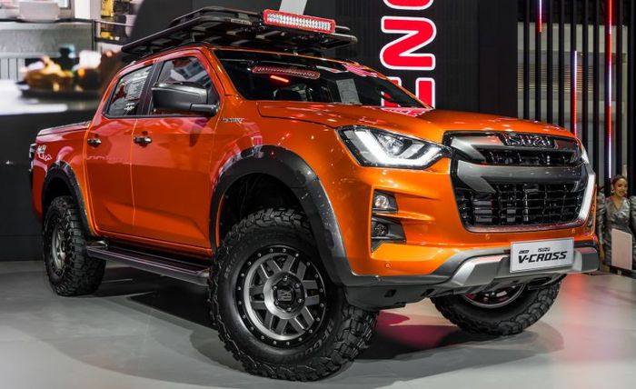 Isuzu D-Max V-Cross dengan gaya ALTO look