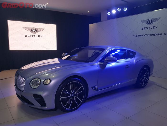 Bagian samping The New Bentley Continental GT