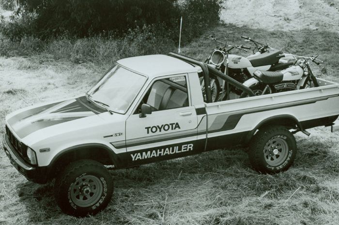 Toyota Hilux Yamahauler