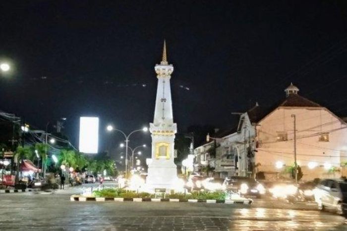 Tugu ikon kota Yogyakarta