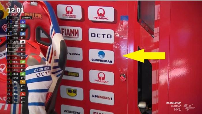 Pelindung visor helm Fabio Quartararo dipajang di paddock tim Pramac Racing saat gelaran MotoGP Catalunya 2020.