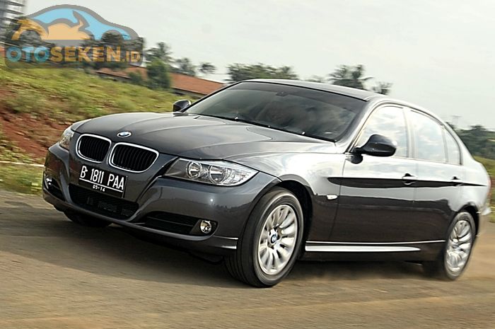 BMW Seri-3 E90