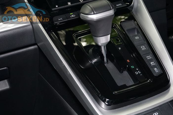 Tips membeli mobil matik CVT seken.