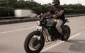 Ninja 250 Jelajah Mesin Waktu dengan Gaya Retro Scrambler