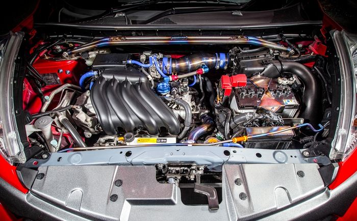 Modifikasi Nissan Juke ini juga melakukan sedikit oprekan mesin