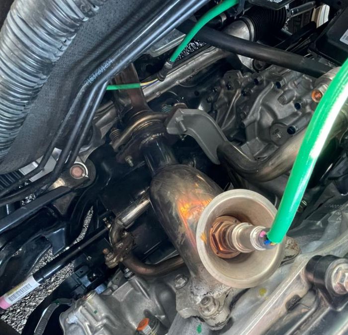 Custom down pipe di Honda City Hatchback