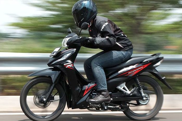 Konsumsi BBM Honda Revo FI tembus segini 