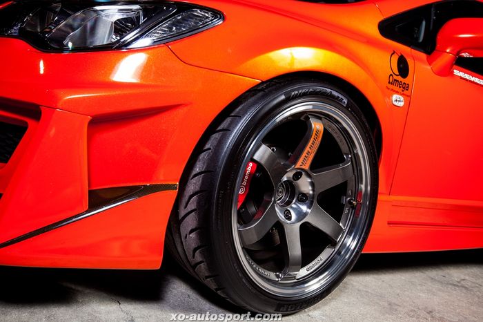 Modifikasi Honda Civic FD2 ditopang pelek Volk Racing TE37 SL 18 inci