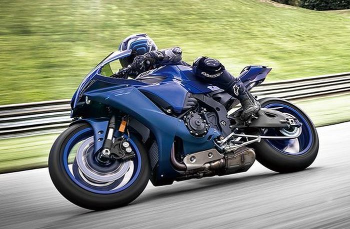 Yamaha YZF-R1 menggunakan mesin berteknologi mirip dengan motor MotoGP