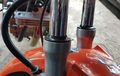 Sil Sok Depan Yamaha Scorpio Sulit Dicari? Pakai Punya Motor Matic Ini