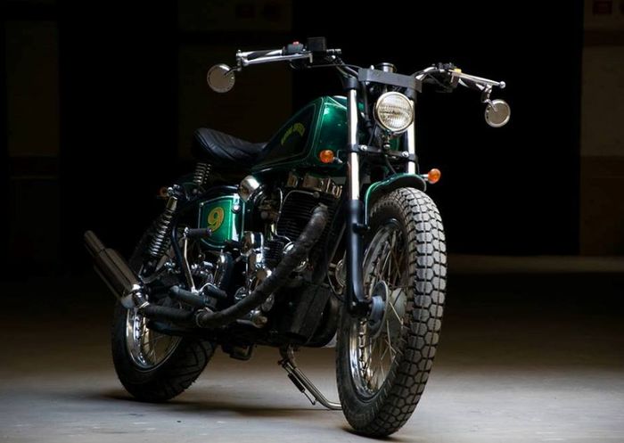 Royal Enfield Bullet G2 &ldquo;Gunmaster G2&rdquo; besutan Eimor Customs