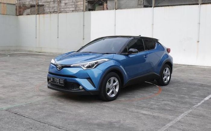 Toyota C-HR bensin menghilang dari daftar produk di situs resmi toyota-astra.co.id.