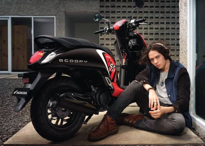 Kece-kece Banget, Berikut Delapan Warna Baru Honda New Scoopy, Harganya Bikin Penasaran - GridOto.com