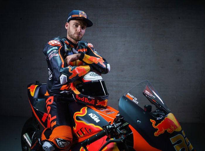 Rookie of The Year MotoGP 2020 Brad Binder disandingkan dengan Miguel Oliveira