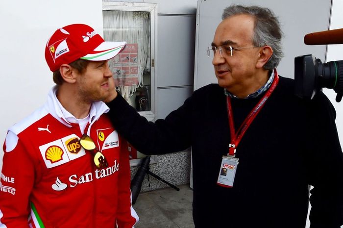 Sergio Marchionne dengan pembalap F1 tim Ferrari, Sebastian Vettel