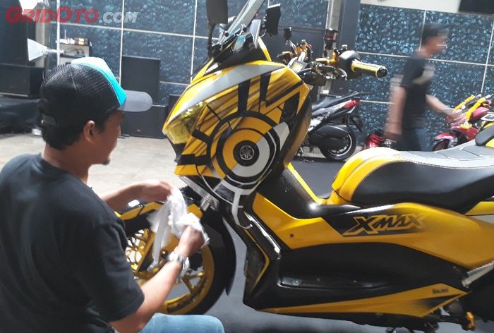 Persiapan peserta kelas XMAX 250 Customaxi Yamaha Makassar 2018