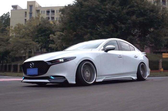 Modifikasi Mazda3 bergaya elegan hasil garapan YoFer Design, China
