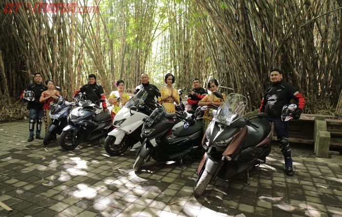 Rider MAXI YAMAHA Tour de Indonesia bersama varian MAXI series dari Yamaha